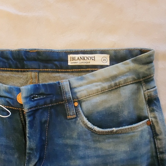 Blank NYC ripped skinny Jean's NWT size 25 - Picture 2 of 3
